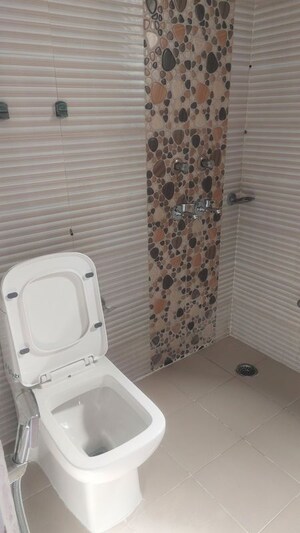 Bathroom in 3 BHK Builder Floor at Sector 21 – for Rent