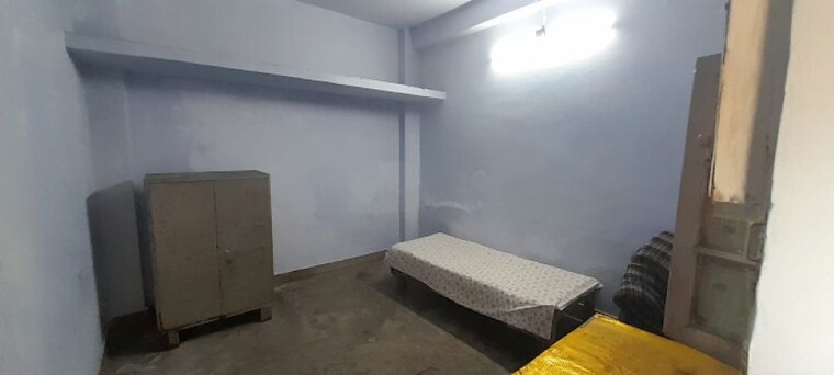 Bedroom, the mall avenue Pg For Girls In The Mall Avenue 10668363