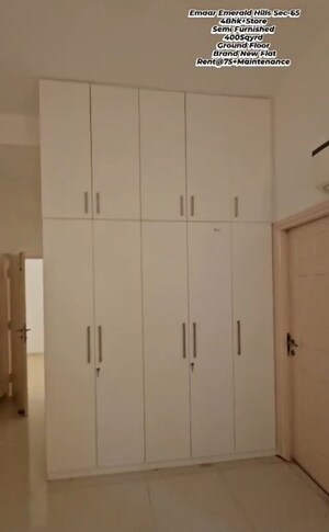Room in 4 BHK Apartment at Emaar MGF Emerald Hills, Sector 65 – for Rent