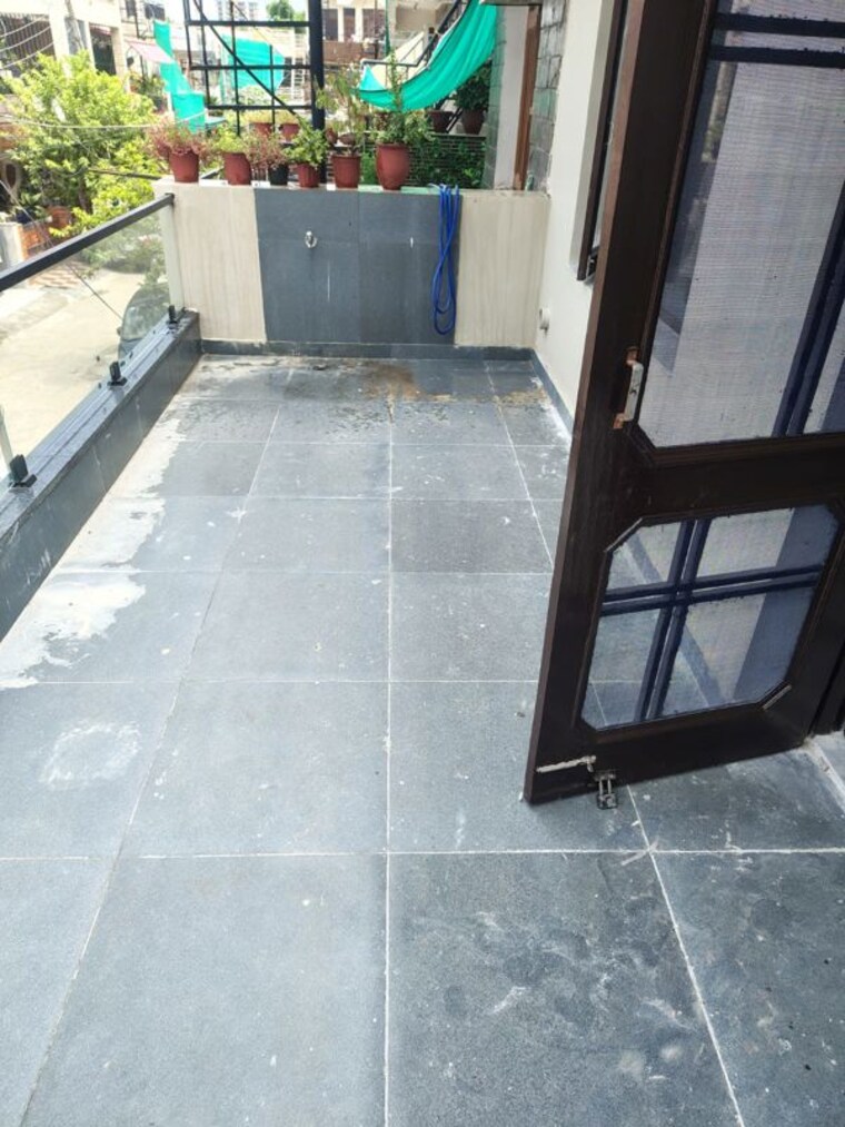 Kitchen, raglan-gulmohar-trends 3 Bedroom 900 Sq.Ft. Villa In Dhakoli Zirakpur 10668384