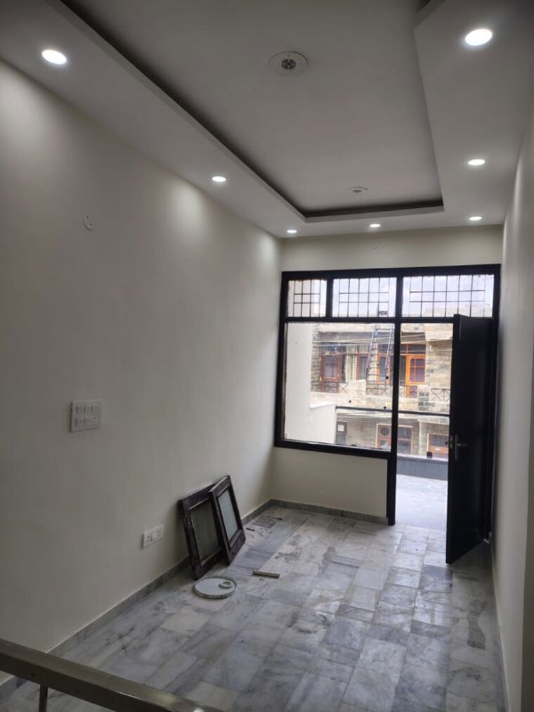 Room, raglan-gulmohar-trends 3 Bedroom 900 Sq.Ft. Villa In Dhakoli Zirakpur 10668384
