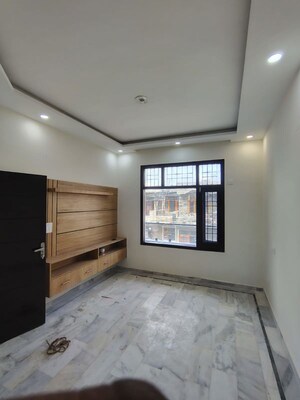 Room in 3 BHK Villa at Raglan Gulmohar Trends, Dhakoli – for Sale