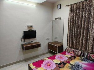 Bedroom in 2.5 BHK Apartment at Chembur – for Sale