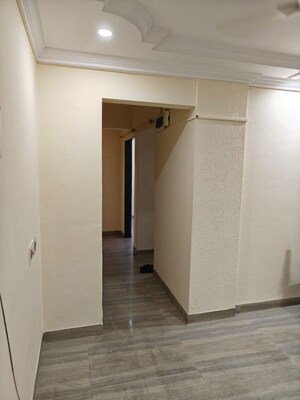Room in 2 BHK Apartment at Big Splash, Vashi Sector 17 – for Sale