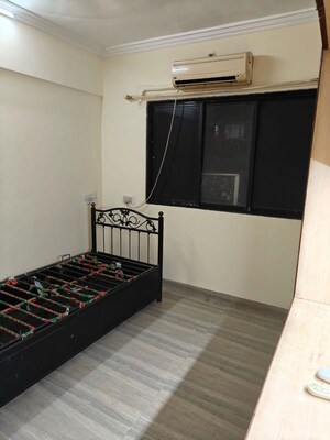 Bedroom in 2 BHK Apartment at Big Splash, Vashi Sector 17 – for Sale