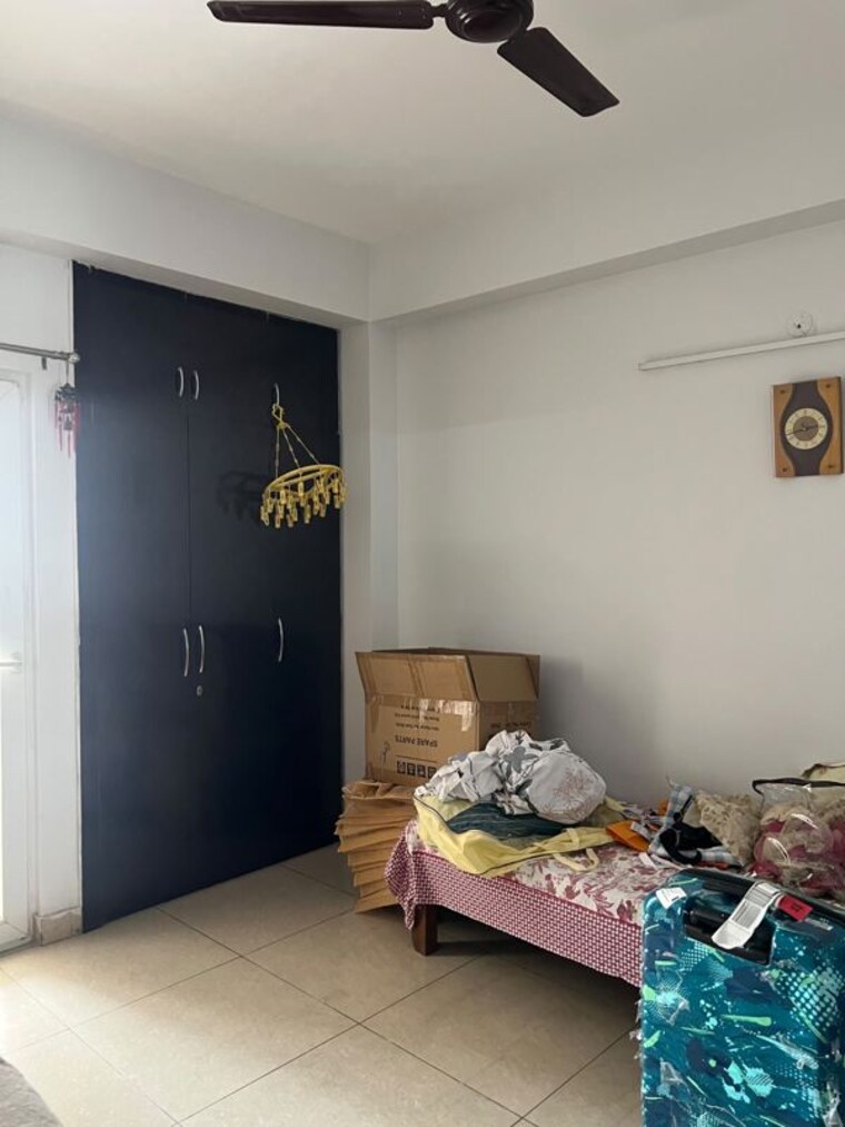 Bedroom, ajnara-grand-heritage 3 Bedroom 1545 Sq.Ft. Apartment In Sector 74 Noida 10668397