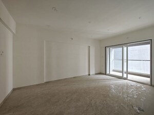 Room in 3 BHK Apartment at Shubh Nirvana, Viman Nagar – for Rent