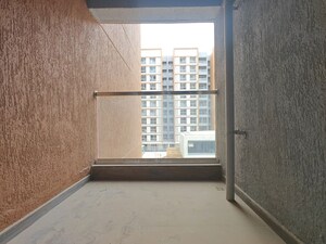 Room in 3 BHK Apartment at Shubh Nirvana, Viman Nagar – for Rent