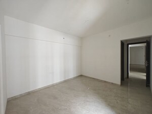 Room in 3 BHK Apartment at Shubh Nirvana, Viman Nagar – for Rent