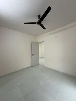 Room in 1 BHK Apartment at Runwal Gardens, Dombivli East – for Rent