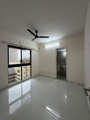 1 BHK Apartment For Rent in Runwal Gardens, Dombivli East