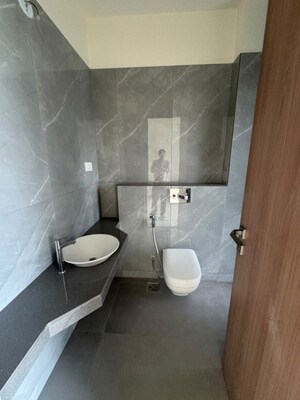 Bathroom in 4 BHK Apartment at Raymond The Invictus By GS, Pokhran Road No One – for Sale