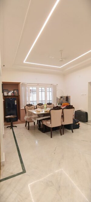 Living Room in 3.5 BHK Apartment at Rama Apartment Banjara Hills, Banjara Hills – for Rent