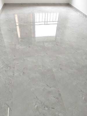 Room in 2 BHK Apartment at Ekta CHS Andheri, Andheri West – for Rent