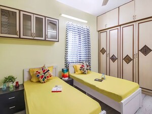 Bedroom in  Pg at Goregaon East – for Rent
