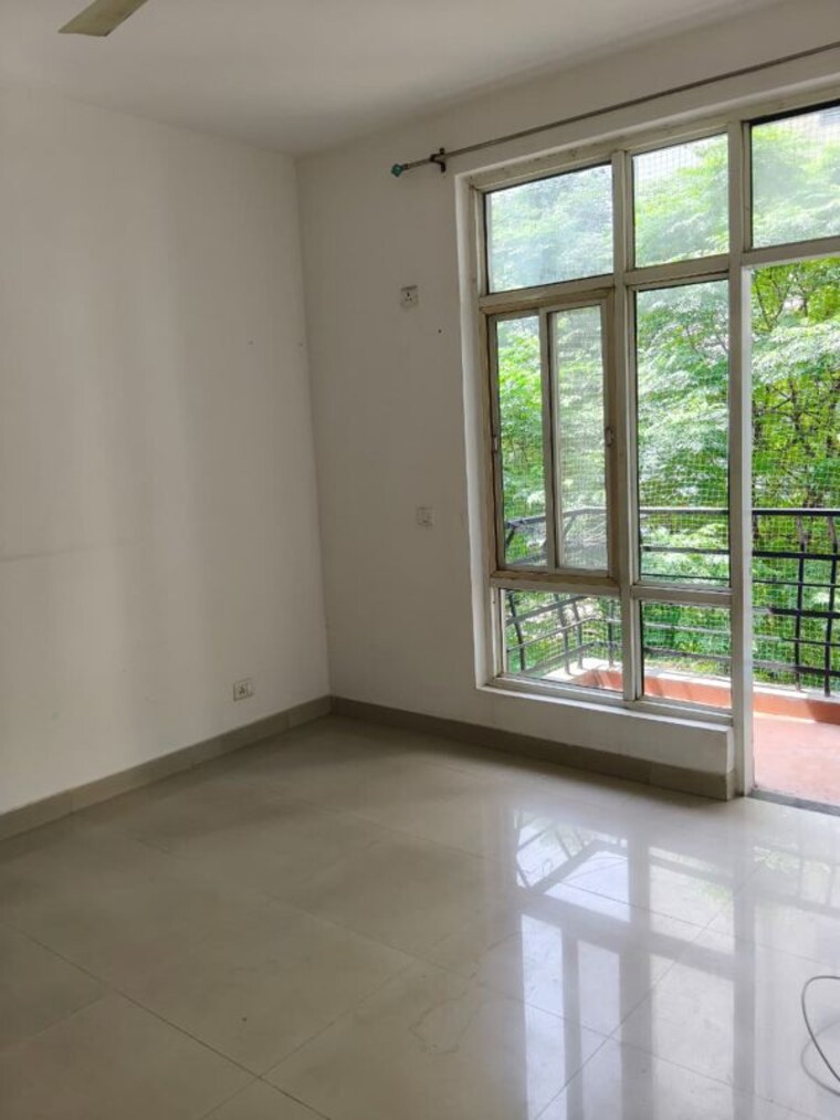 Room, omaxe-grand 2 Bedroom 1110 Sq.Ft. Apartment In Sector 93b Noida 10668447