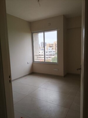 Room in 2.5 BHK Apartment at Ashiana Malhar, Hinjewadi – for Rent