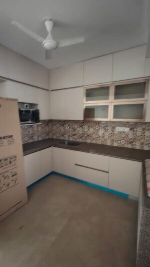 Kitchen in 3.5 BHK Apartment at Sunteck Signia Pearl, Bandra Kurla Complex – for Rent