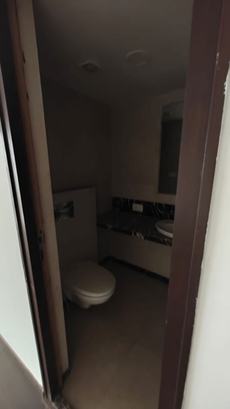 Bathroom, sunteck-signia-pearl 3.5 Bedroom 1525 Sq.Ft. Apartment In Bandra Kurla Complex Mumbai 10668483