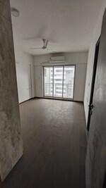 4 BHK +  2000 Sq.Ft. Apartment in Sunteck Signia Pearl