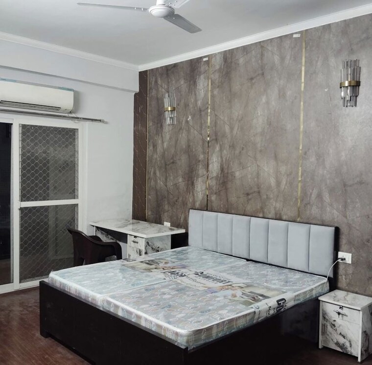 Bedroom, subhash nagar 3 Bedroom 130 Sq.Yd. Builder Floor In Subhash Nagar Delhi 10668492
