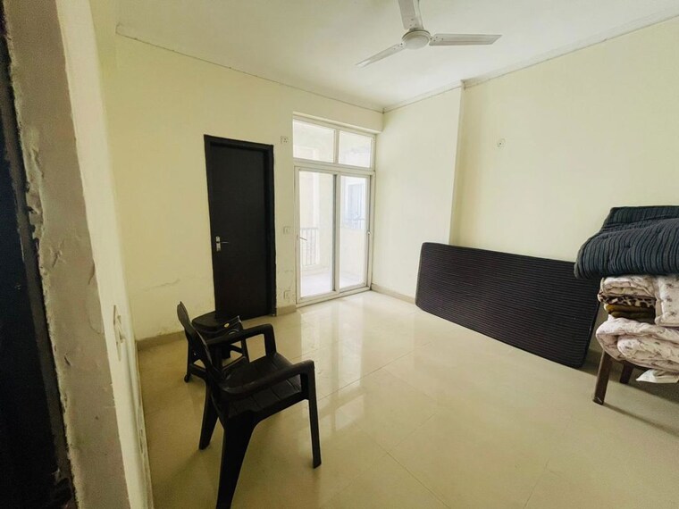 Team Area, amrapali-silicon-city 4 Bedroom 2410 Sq.Ft. Apartment In Sector 76 Noida 10668487