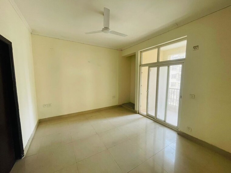 Room, amrapali-silicon-city 4 Bedroom 2410 Sq.Ft. Apartment In Sector 76 Noida 10668487