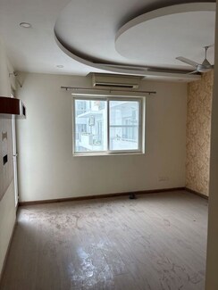3 BHK +Builder Floor For Rent in Sector 21