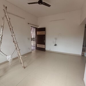 Room in 3 BHK Builder Floor at Kalkaji – for Rent