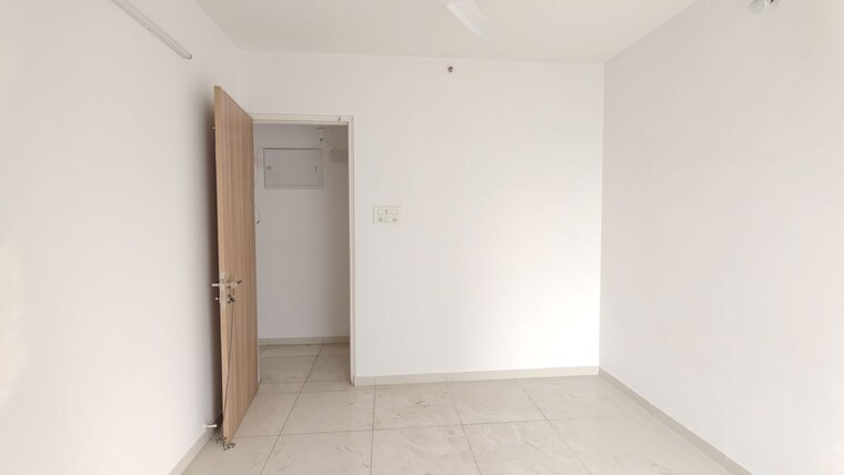 Room, godrej-emerald 1.5 Bedroom 490 Sq.Ft. Apartment In Ghodbunder Road Thane 10668500