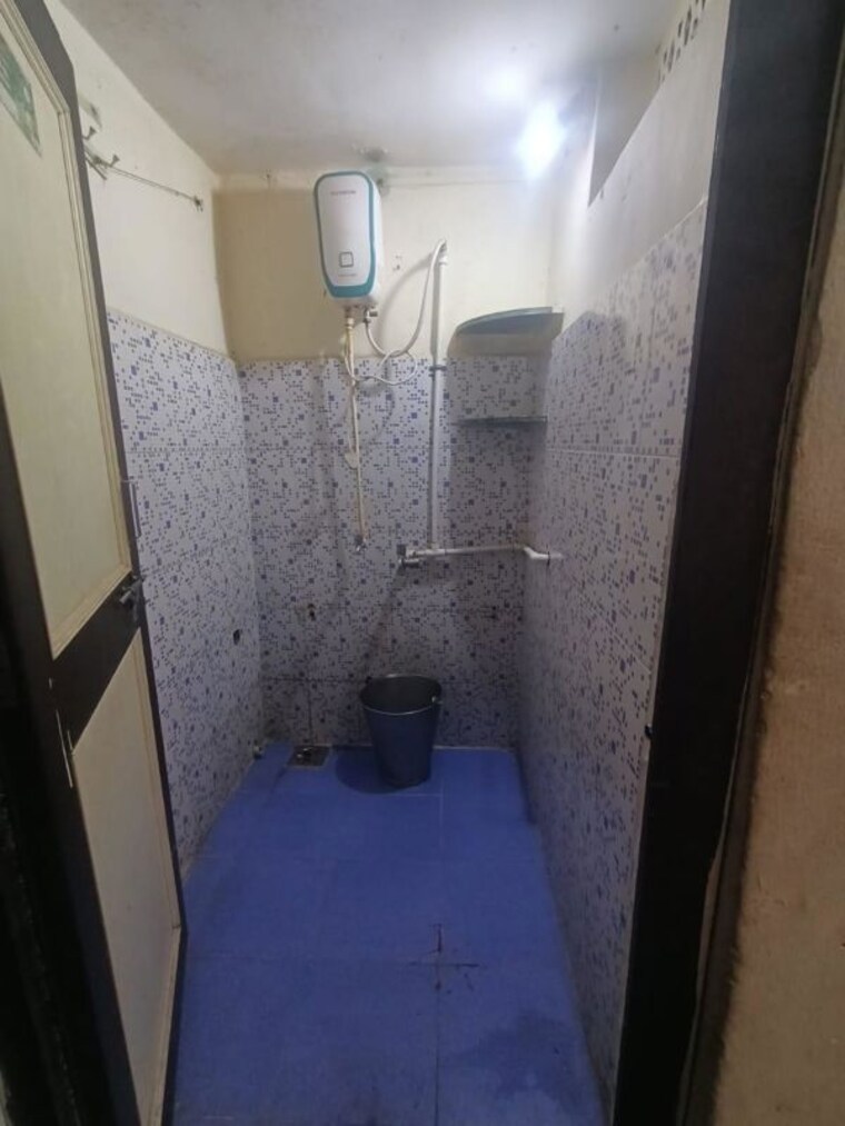 Bathroom, jay-ganesh-apartment 2 Bedroom 1000 Sq.Ft. Apartment In Kharadi Pune 10668496
