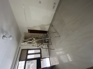 Bedroom in 4 BHK Builder Floor at Ardee City, Sector 52 – for Rent