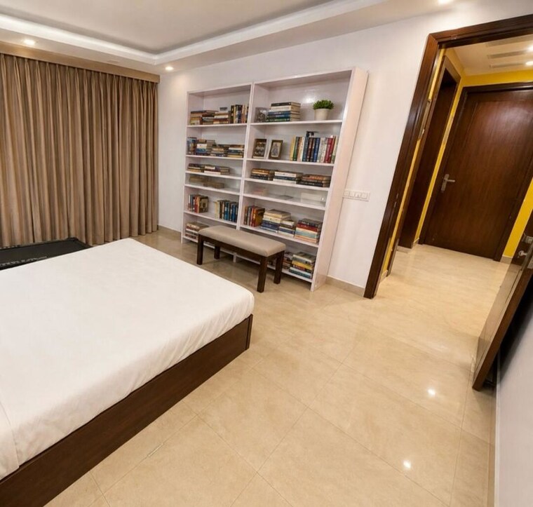 Bedroom, palam vihar 3 Bedroom 1550 Sq.Ft. Builder Floor In Palam Vihar Gurgaon 10668527