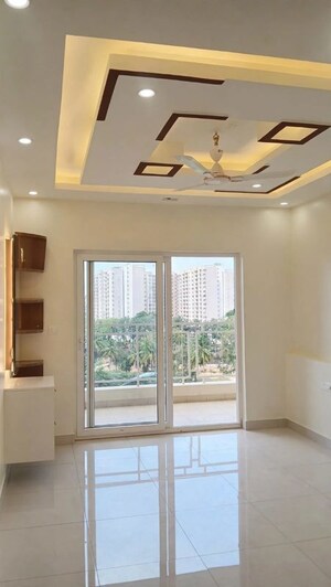 Room in 3 BHK Apartment at Hoysala Ace, Sahakara Nagar – for Rent