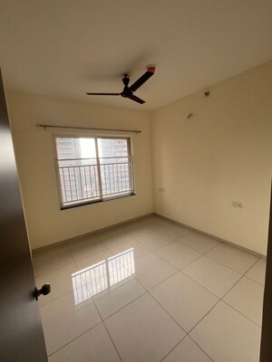 Room in 2 BHK Apartment at Kolte Patil Life Republic, Hinjewadi – for Rent