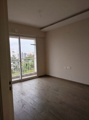Room in 2.5 BHK Apartment at Ashiana Malhar, Hinjewadi – for Rent