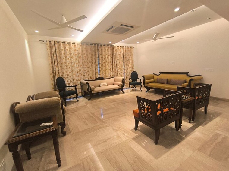 Living Room, prithviraj road 3 Bedroom 2000 Sq.Ft. Apartment In Prithviraj Road Delhi 10668557