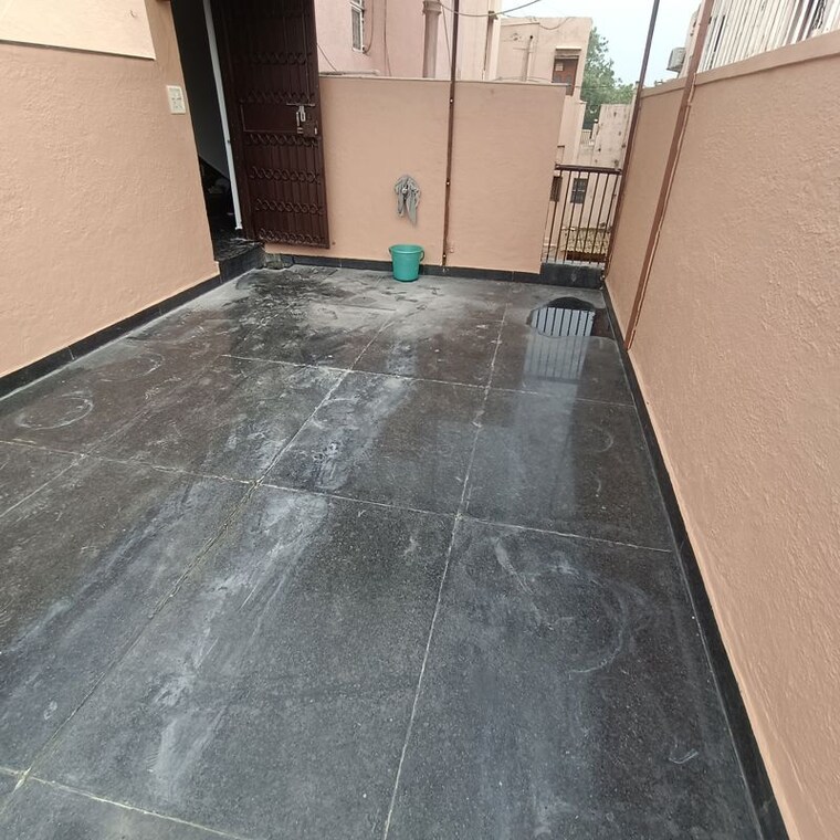 Room, kalkaji 3 Bedroom 1800 Sq.Ft. Builder Floor In Kalkaji Delhi 10668513