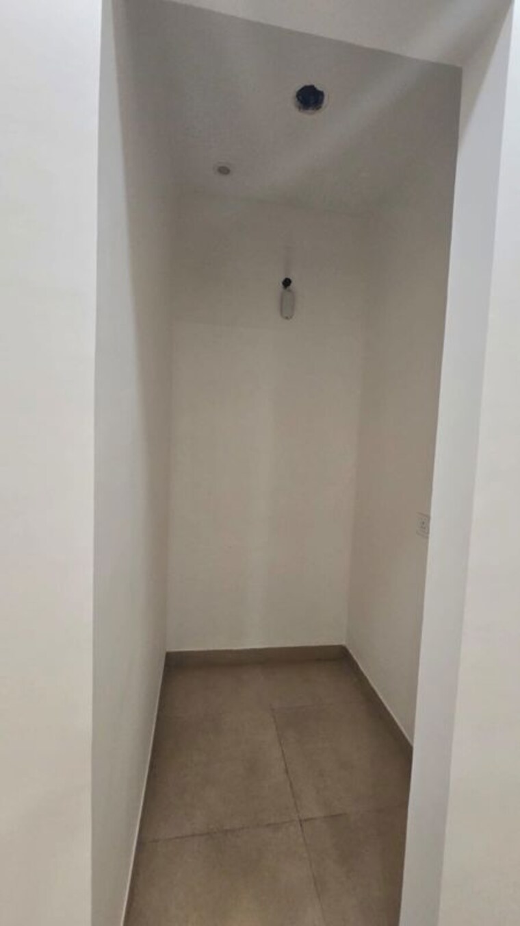 Room, sector 57 3 Bedroom 1750 Sq.Ft. Builder Floor In Sector 57 Gurgaon 10668584