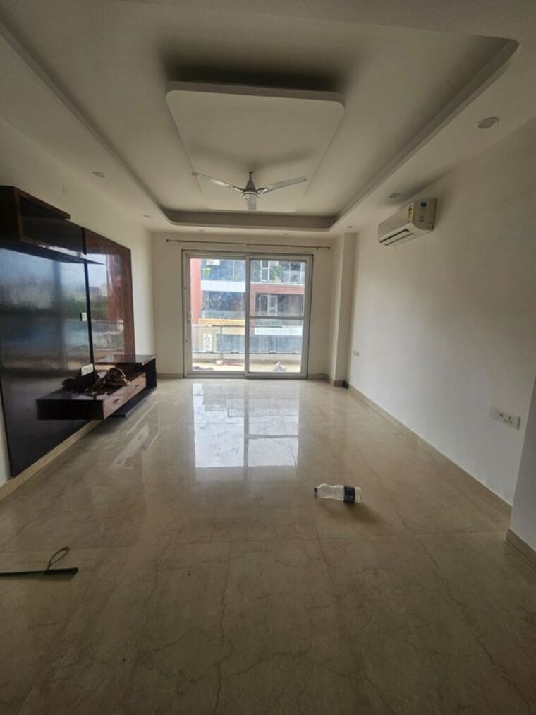 Room, sector 57 3 Bedroom 1750 Sq.Ft. Builder Floor In Sector 57 Gurgaon 10668584