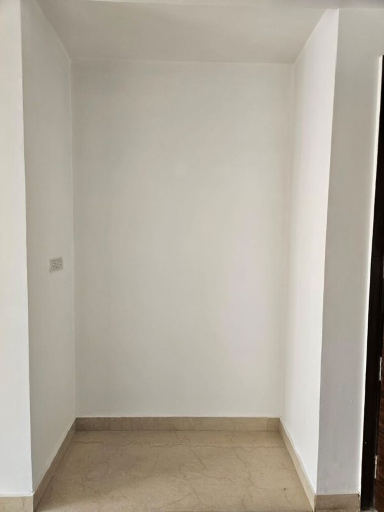 Room, sector 57 3 Bedroom 1750 Sq.Ft. Builder Floor In Sector 57 Gurgaon 10668584