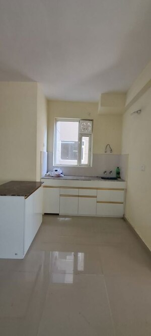 Bathroom in 2 BHK Apartment at Pyramid Heights, Sector 85 – for Rent