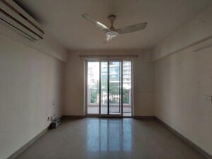 Room in 3 BHK Builder Floor at Sector 22 – for Rent