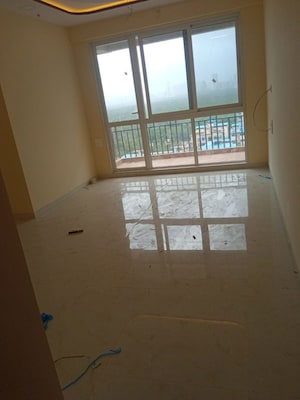 Room in 2 BHK Apartment at Big Splash, Vashi Sector 17 – for Rent