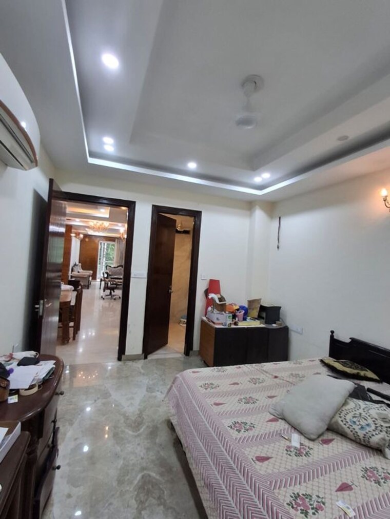 Bedroom, sector 57 3 Bedroom 1750 Sq.Ft. Builder Floor In Sector 57 Gurgaon 10668602