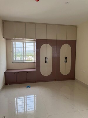 Room in 3 BHK Apartment at My Home Sayuk, Tellapur – for Rent