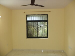 Room in 3 BHK Apartment at SJR Redwoods, Sarjapur Road – for Rent