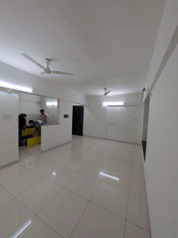 Bathroom, kolte-patil-western-avenue 2 Bedroom 657 Sq.Ft. Apartment In Wakad Pune 10668616