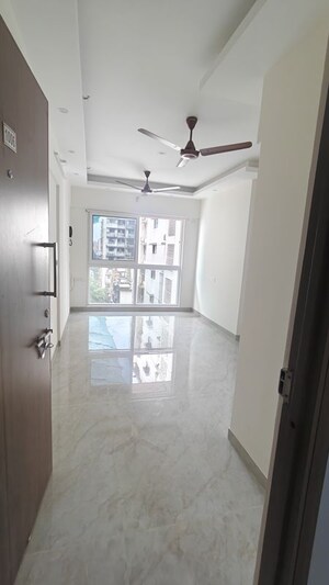 Room in 2 BHK Apartment at Godrej Central, Chembur – for Rent