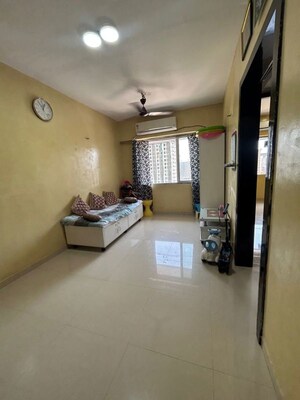 Living Room in 1 BHK Builder Floor at Shelaji Avenues, Kamathipura – for Sale